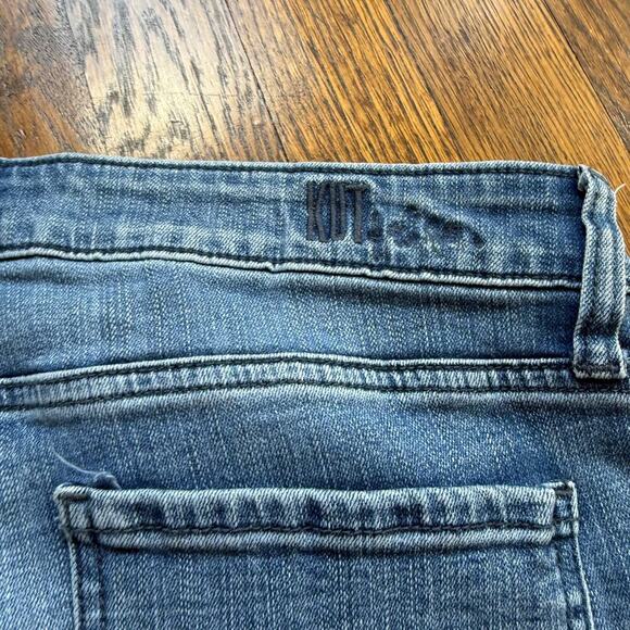 Kut from the Kloth Katy Boyfriend Jeans Size 12 Medium Wash Light Distressing - Picture 7 of 7